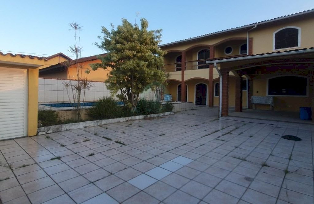 Imagem imóvel Sobrado em Itanhaém com 3 dormitórios