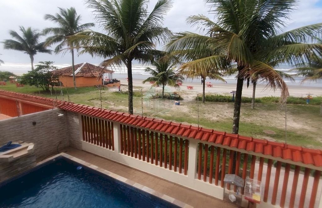 Imagem imóvel Sobrado em Itanhaém com 4 dormitórios